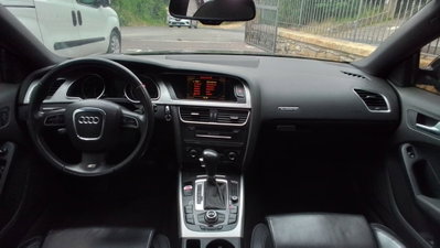 Audi A5 Coupé 3.0 V6 TDI F.AP. quattro (6)