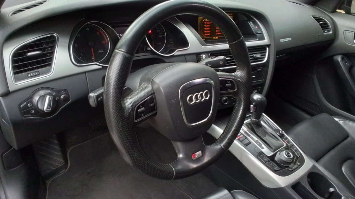 Audi A5 Coupé 3.0 V6 TDI F.AP. quattro (8)