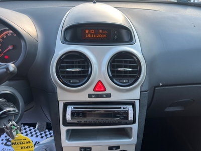 Opel Corsa 1.3 CDTI 75CV 3 porte Enjoy (13)
