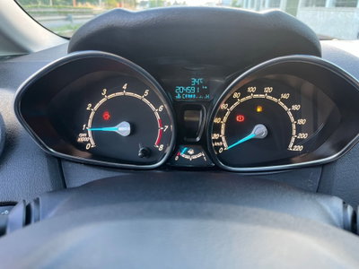 Ford Fiesta 1.4 5p. Bz.- GPL Titanium (13)