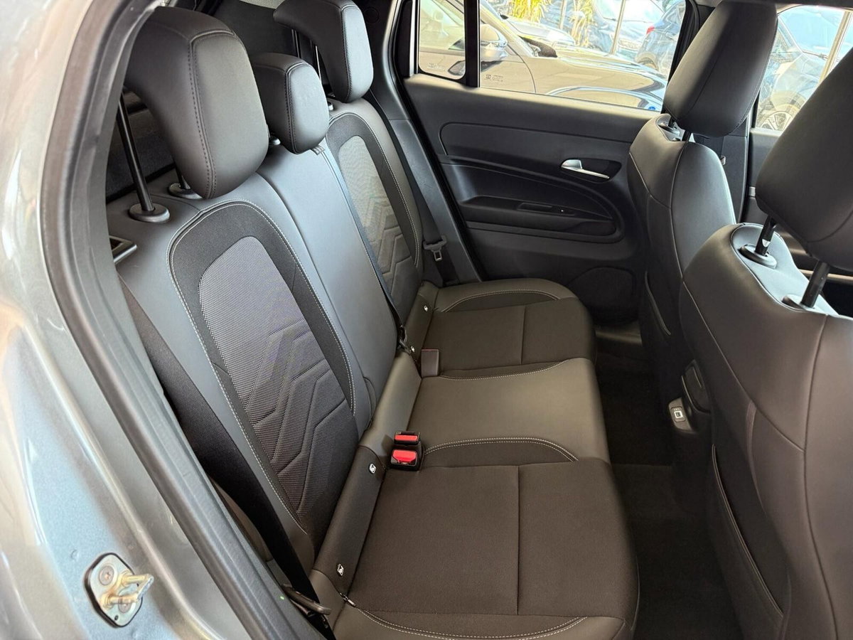 Jeep Avenger 1.2 turbo Altitude fwd 100cv (7)