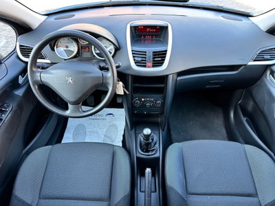 Peugeot 207 SW 8V 75CV X Line (13)