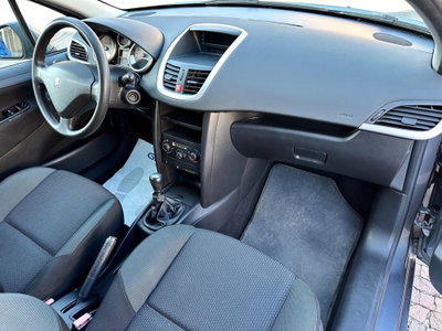 Peugeot 207 SW 8V 75CV X Line (9)