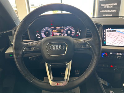 Audi A1 Sportback 30 TFSI S tronic Identity Black (14)