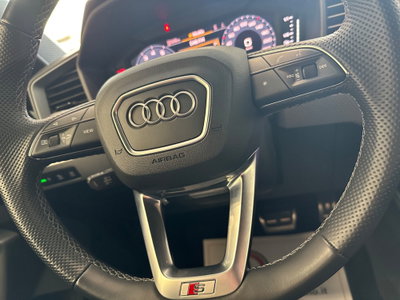 Audi A1 Sportback 30 TFSI S tronic Identity Black (15)