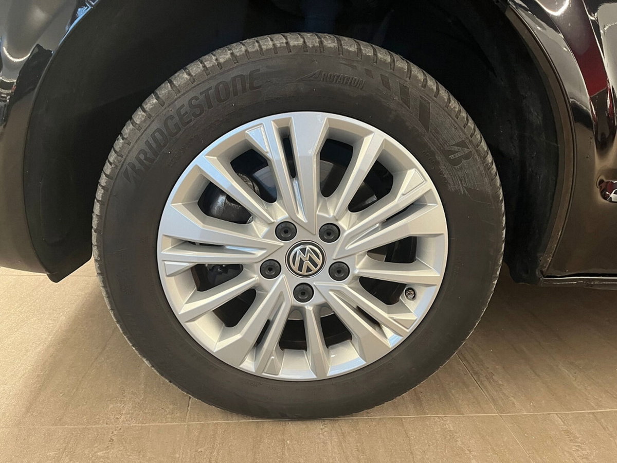 Volkswagen Multivan 2.0 TDI 150CV DSG 4Motion Space (20)