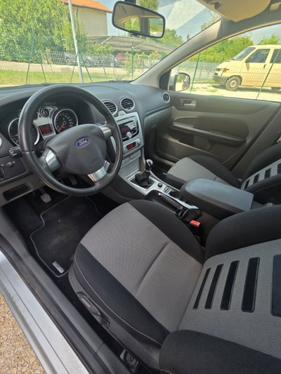 Ford Focus 1.6 TDCi (110CV) 5p. Tit. DPF (11)