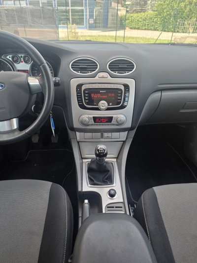 Ford Focus 1.6 TDCi (110CV) 5p. Tit. DPF (13)