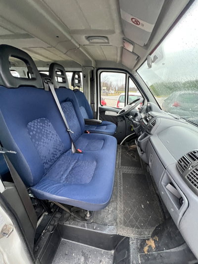 Peugeot Boxer Furgone 330MH 2.2 HDi cat PM-TA Combi Pack (10)