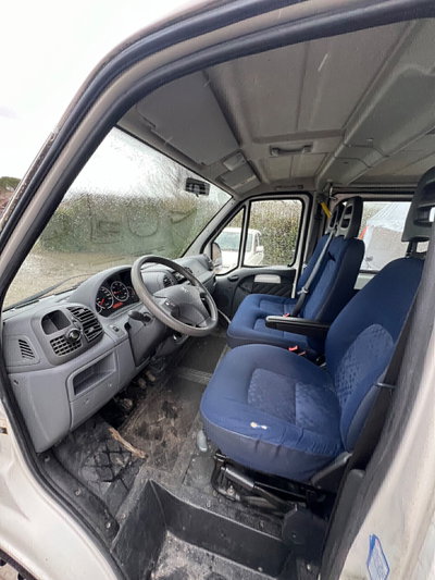 Peugeot Boxer Furgone 330MH 2.2 HDi cat PM-TA Combi Pack (12)