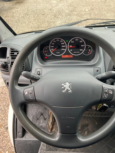 Peugeot Boxer Furgone 330MH 2.2 HDi cat PM-TA Combi Pack (14)