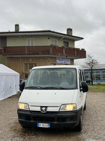 Peugeot Boxer Furgone 330MH 2.2 HDi cat PM-TA Combi Pack (4)