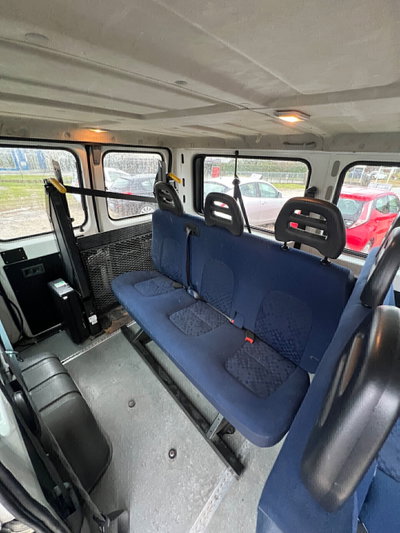Peugeot Boxer Furgone 330MH 2.2 HDi cat PM-TA Combi Pack (9)
