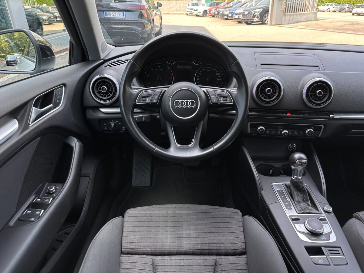 Audi A3 Sportback 1.6 TDI 116 CV S tronic Sport (14)