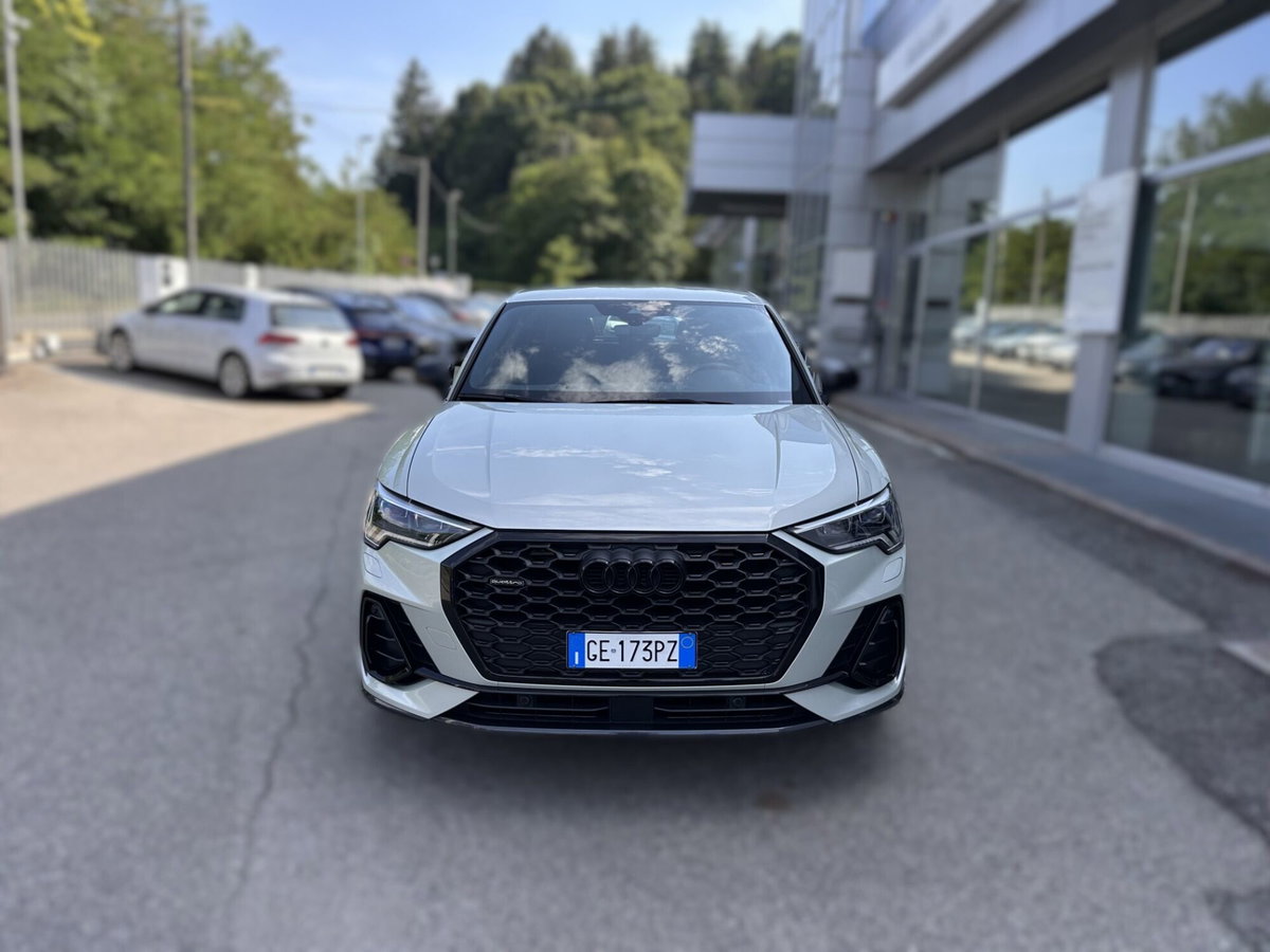 Audi Q3 Sportback 35 TDI quattro S tronic S line edition (2)