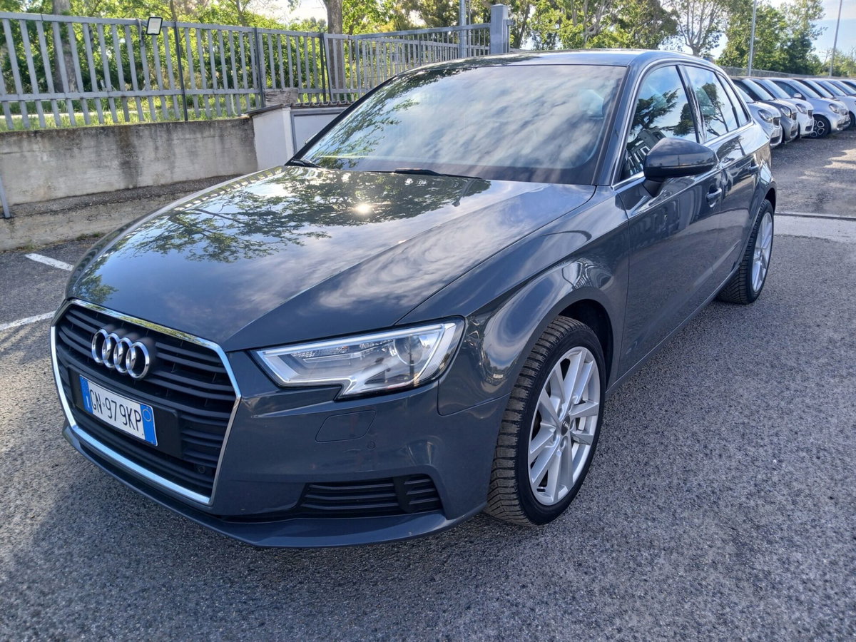 Audi A3 Sportback 30 TDI S tronic Business (2)