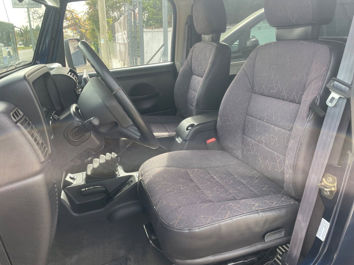 Jeep Wrangler 2.5 cat Sport (12)