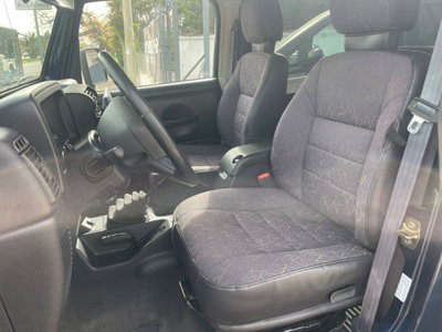 Jeep Wrangler 2.5 cat Sport (12)