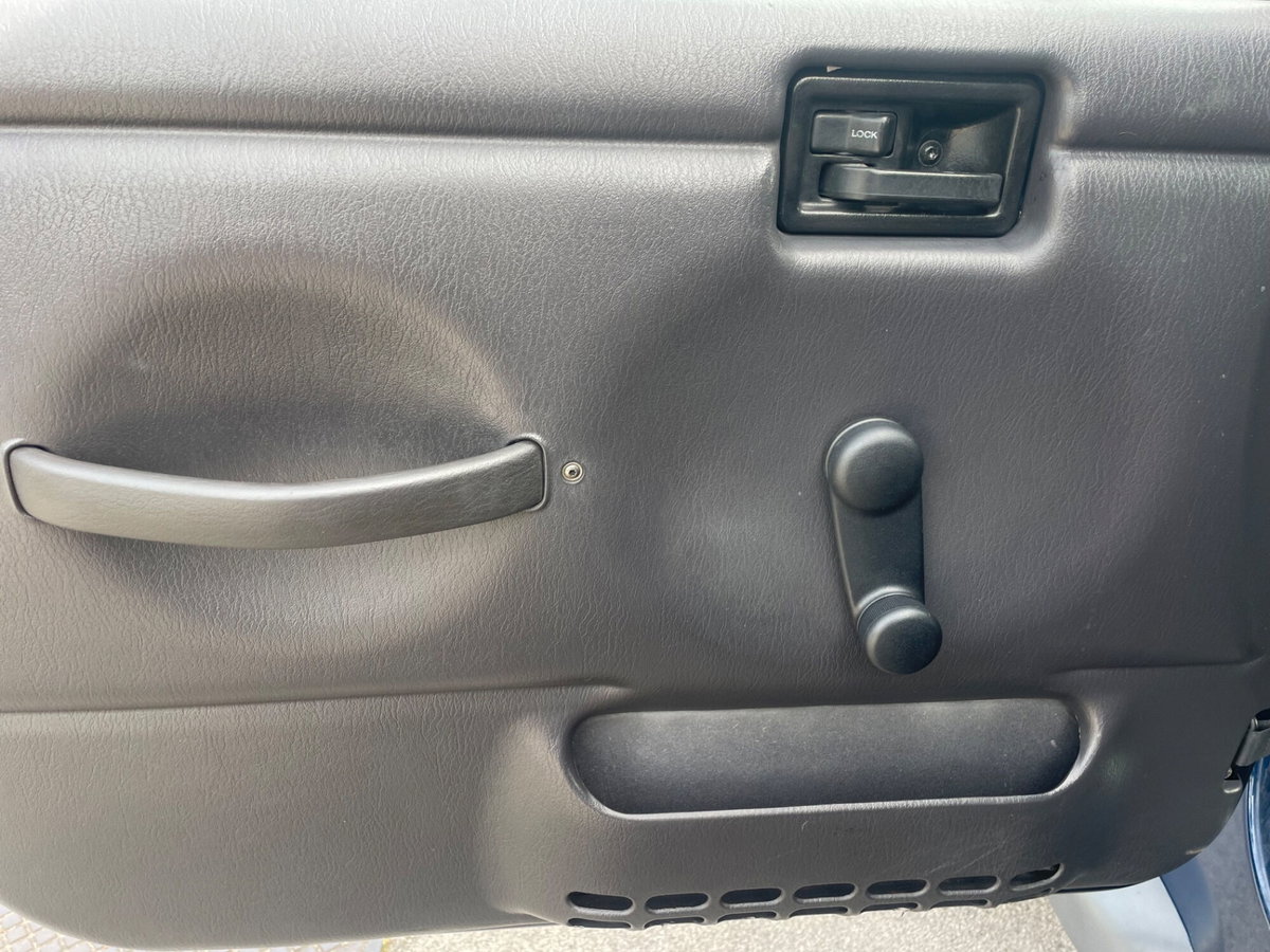 Jeep Wrangler 2.5 cat Sport (13)