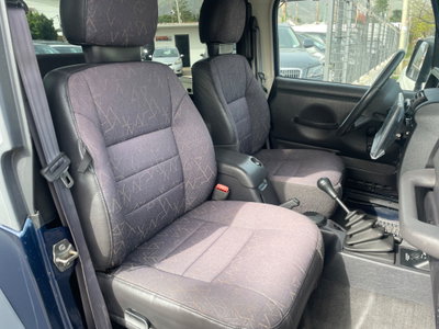 Jeep Wrangler 2.5 cat Sport (17)
