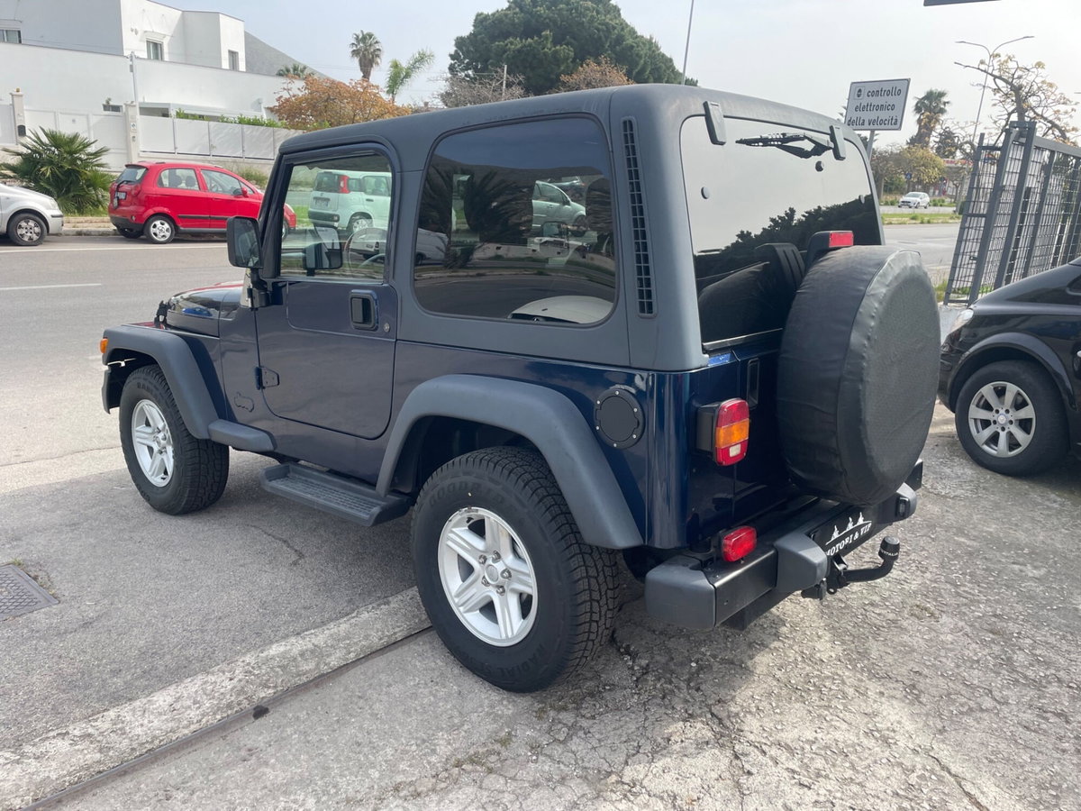 Jeep Wrangler 2.5 cat Sport (4)