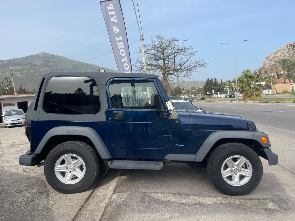 Jeep Wrangler 2.5 cat Sport (6)