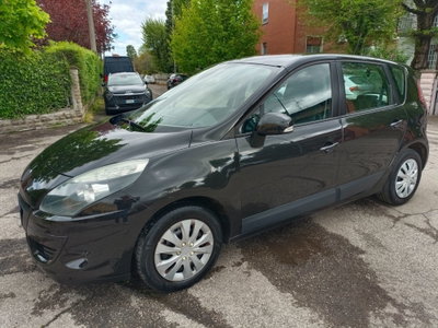 Renault Scenic E-Tech Electric 1.5 dCi 110CV Confort (4)
