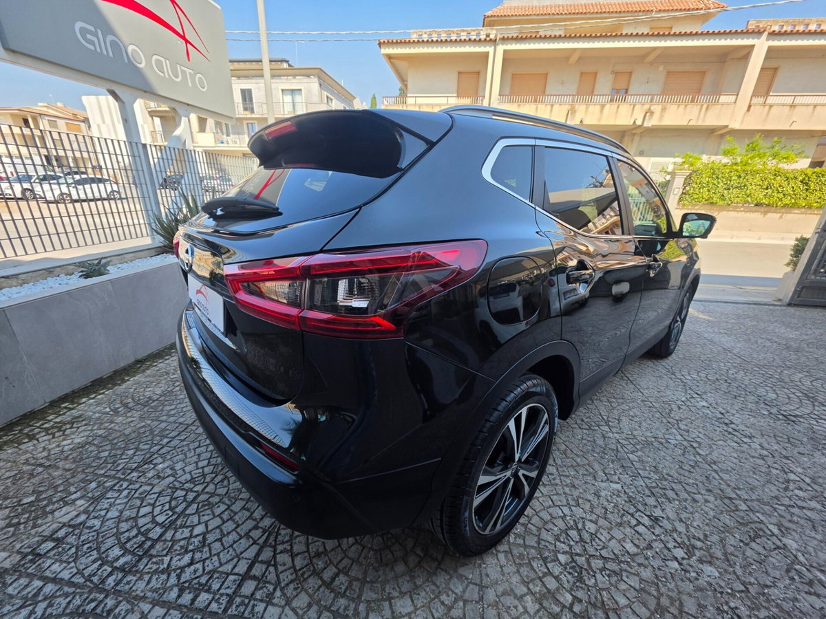 Nissan Qashqai 1.5 dCi 115 CV Tekna (10)