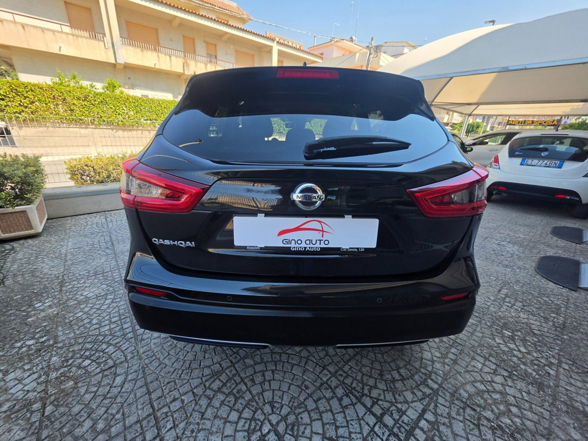 Nissan Qashqai 1.5 dCi 115 CV Tekna (12)