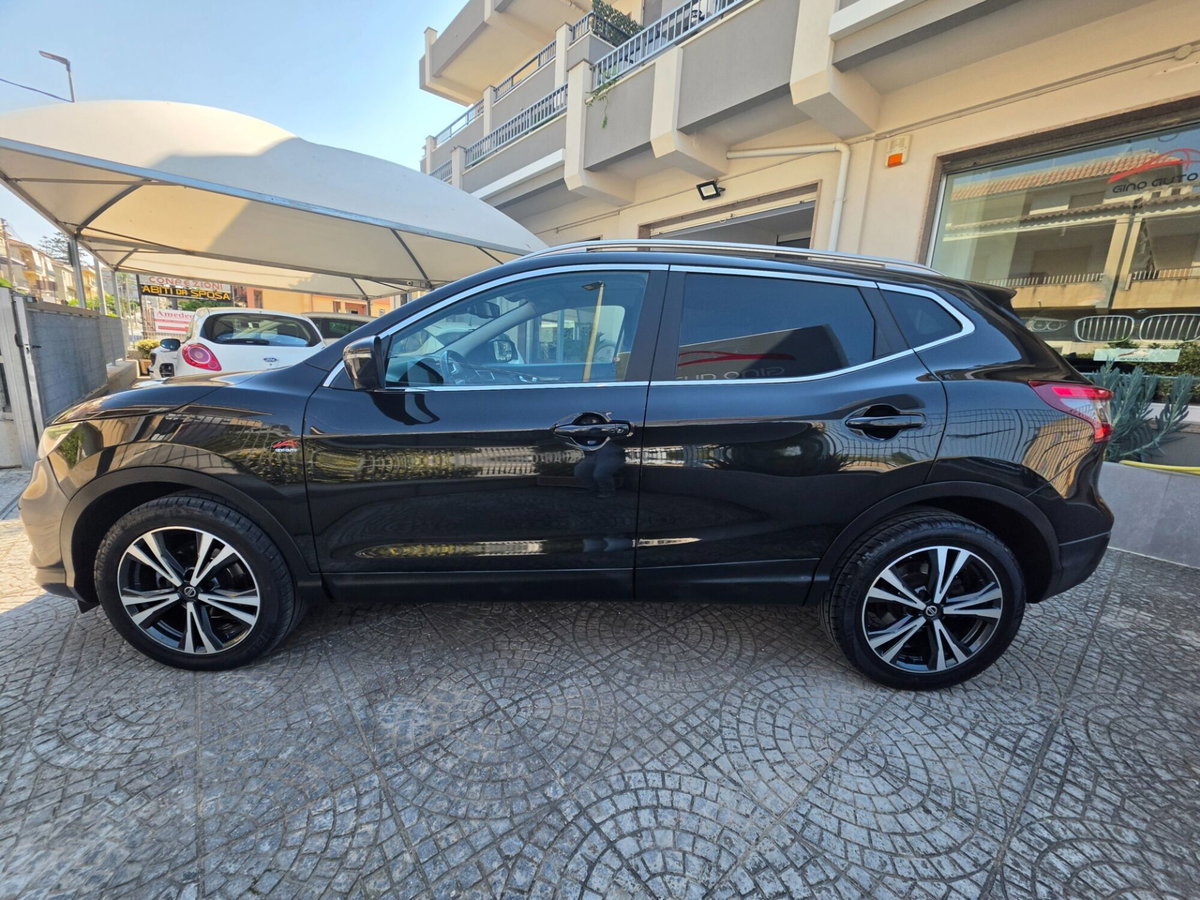 Nissan Qashqai 1.5 dCi 115 CV Tekna (15)