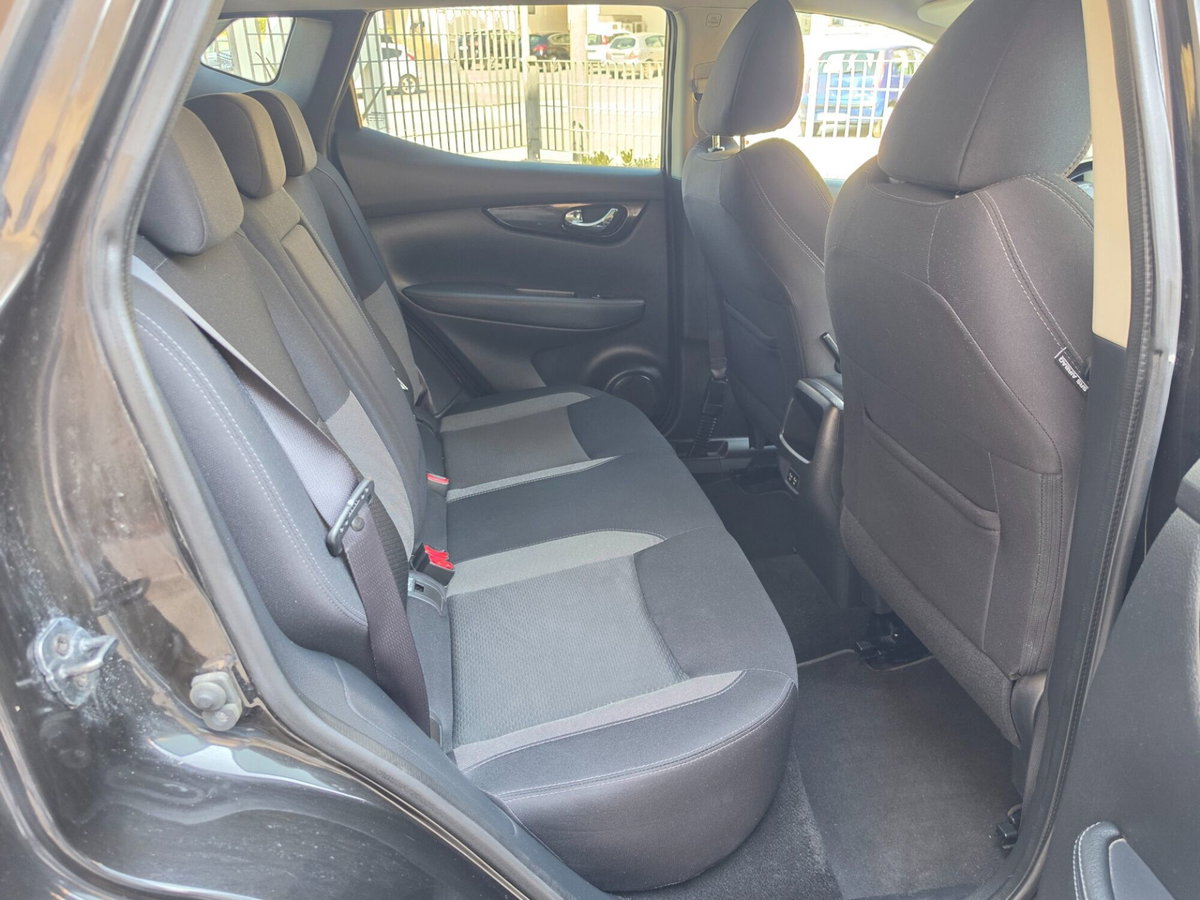 Nissan Qashqai 1.5 dCi 115 CV Tekna (20)