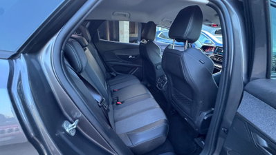 Peugeot 3008 BlueHDi 130 S&S EAT8 Allure Pack (20)