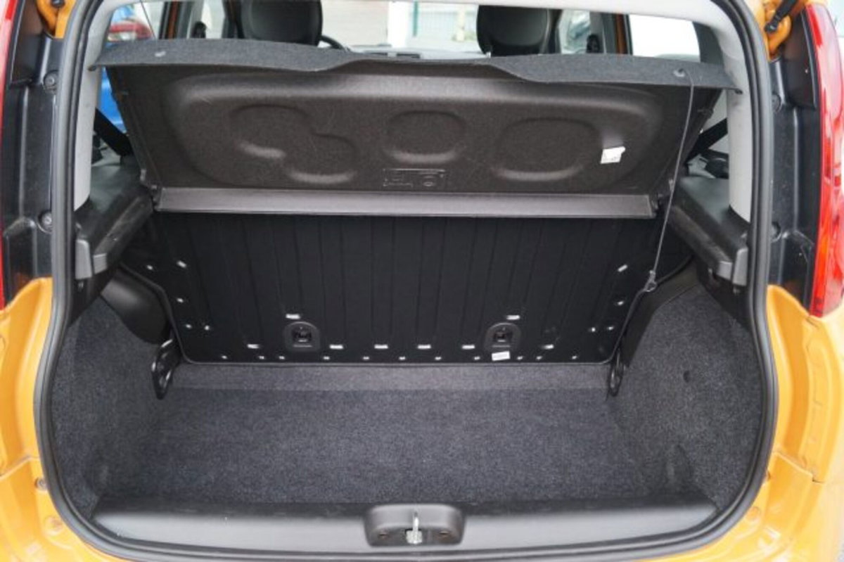 Fiat Panda 1.0 firefly hybrid s&s 70cv 5p.ti (14)