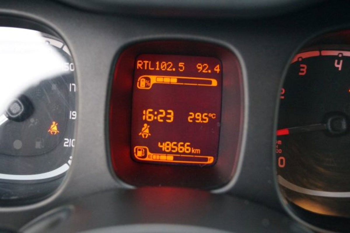 Fiat Panda 1.0 firefly hybrid s&s 70cv 5p.ti (9)