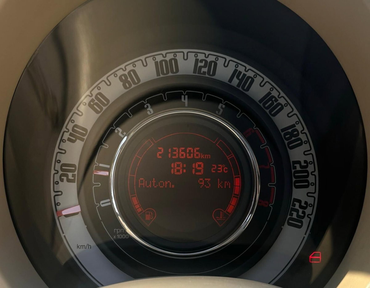 Fiat 500 1.2 Lounge (11)