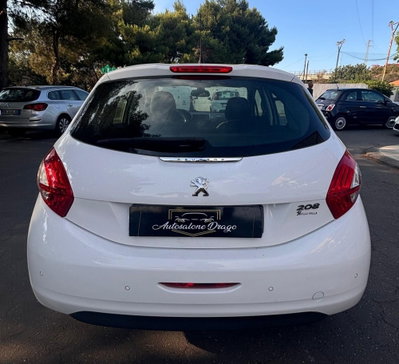Peugeot 208 HDi 68 CV 5 porte Allure (4)