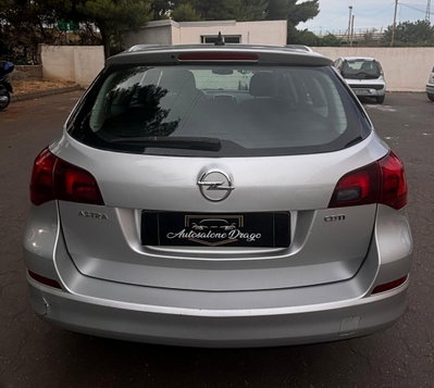 Opel Astra Station Wagon 1.7 CDTI 125CV Sports Cosmo (4)