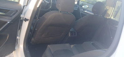 Volkswagen Golf 2.0 TDI 5p. Highline BlueMotion Technology (18)