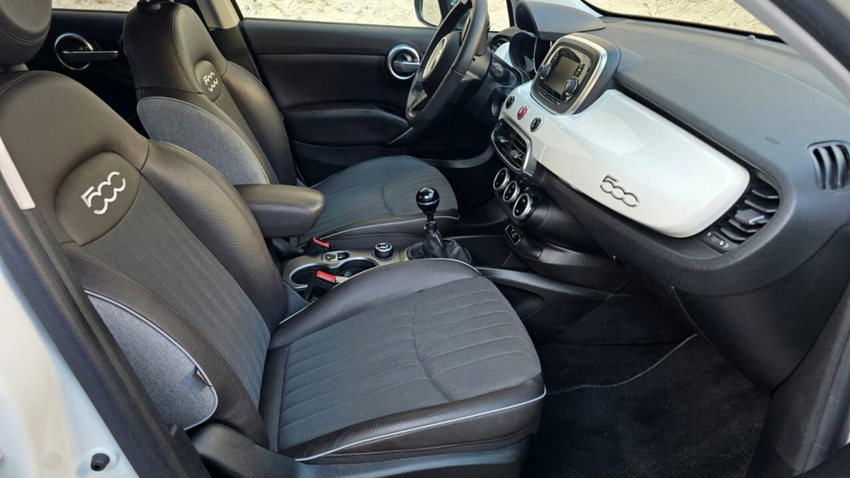 Fiat 500X 1.6 MultiJet 120 CV Lounge (11)