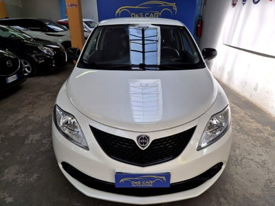 Lancia Ypsilon 1.2 69 CV 5 porte GPL Gold Plus (2)