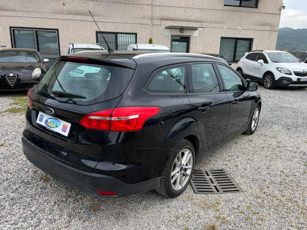 Ford Focus Station Wagon 1.5 TDCi 95 CV Start&Stop SW Titanium (5)