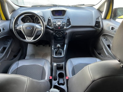 Ford EcoSport 1.5 TDCi 95 CV Titanium S (9)