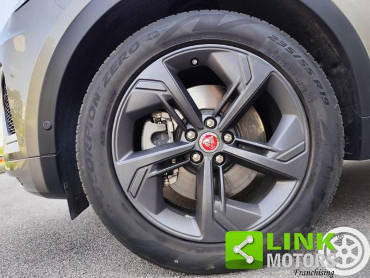 Jaguar E-Pace 2.0 I4 200 CV AWD Auto R-Dynamic HSE (10)