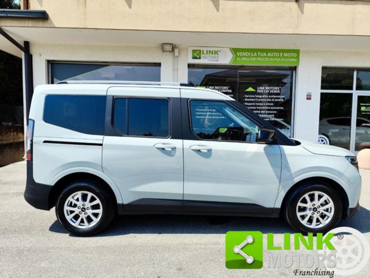Ford Tourneo Courier 1.0 EcoBoost 100 CV Titanium (12)