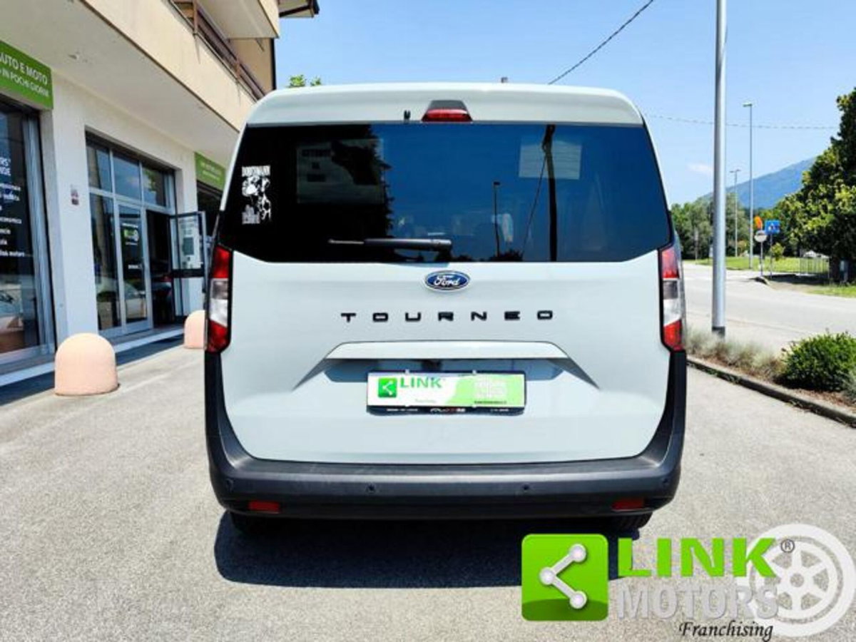 Ford Tourneo Courier 1.0 EcoBoost 100 CV Titanium (14)