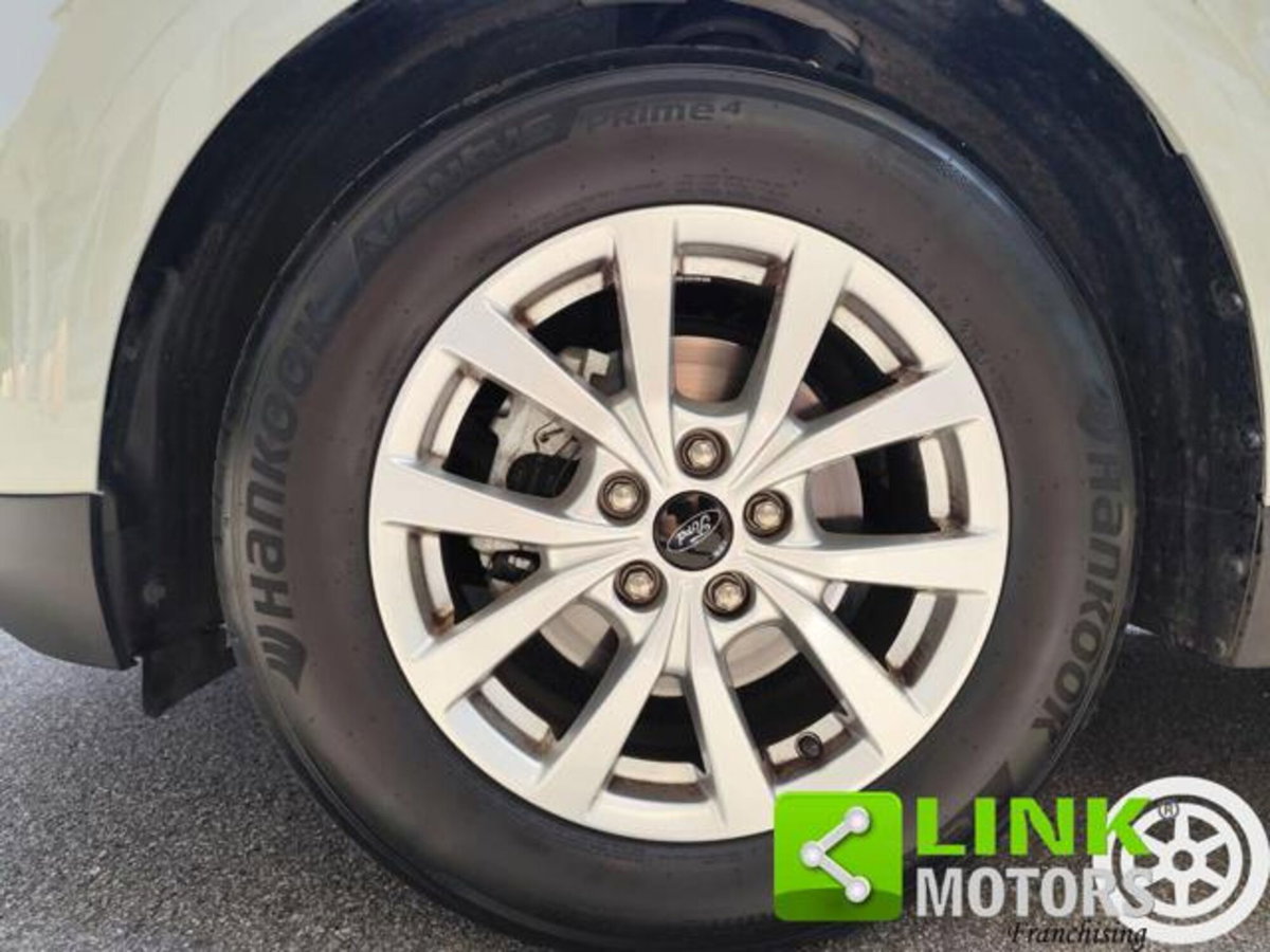 Ford Tourneo Courier 1.0 EcoBoost 100 CV Titanium (10)