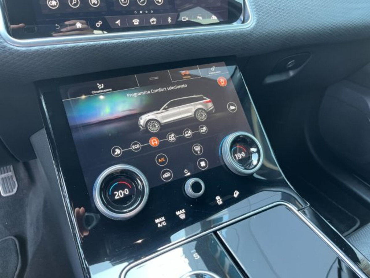 Land Rover Range Rover Velar 2.0D I4 180 CV R-Dynamic S (9)