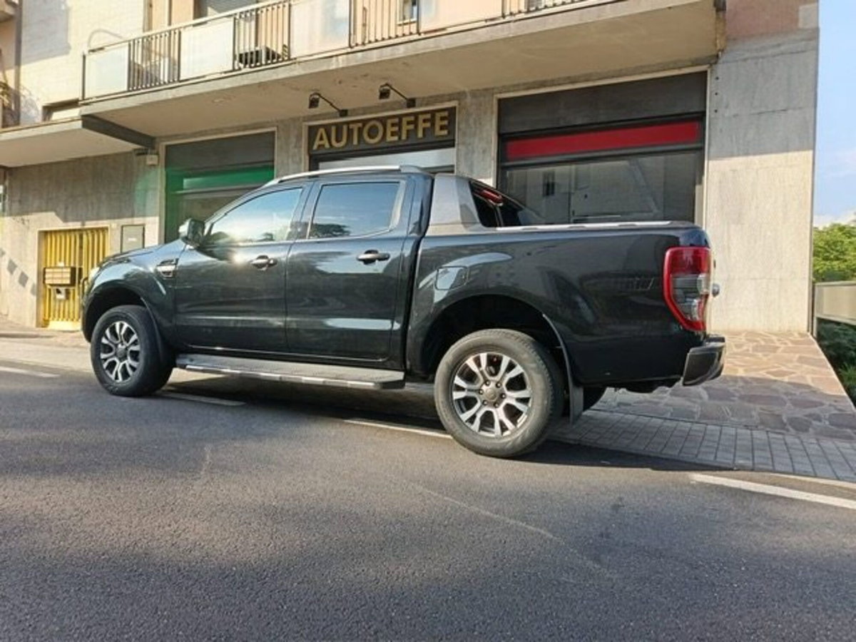 Ford Ranger Pick-up Ranger 3.2 TDCi aut. DC Wildtrak 5pt. (2)
