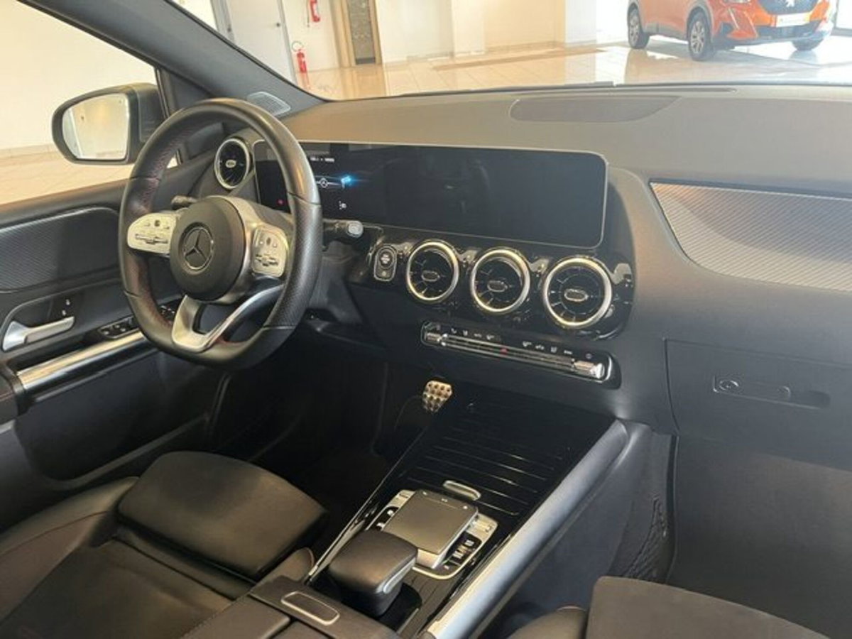 Mercedes-Benz Classe B 180 d Automatic Premium (11)