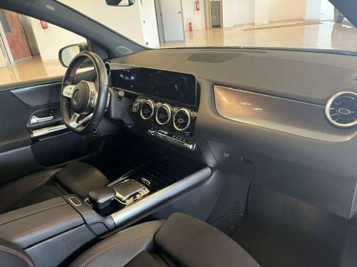 Mercedes-Benz Classe B 180 d Automatic Premium (14)